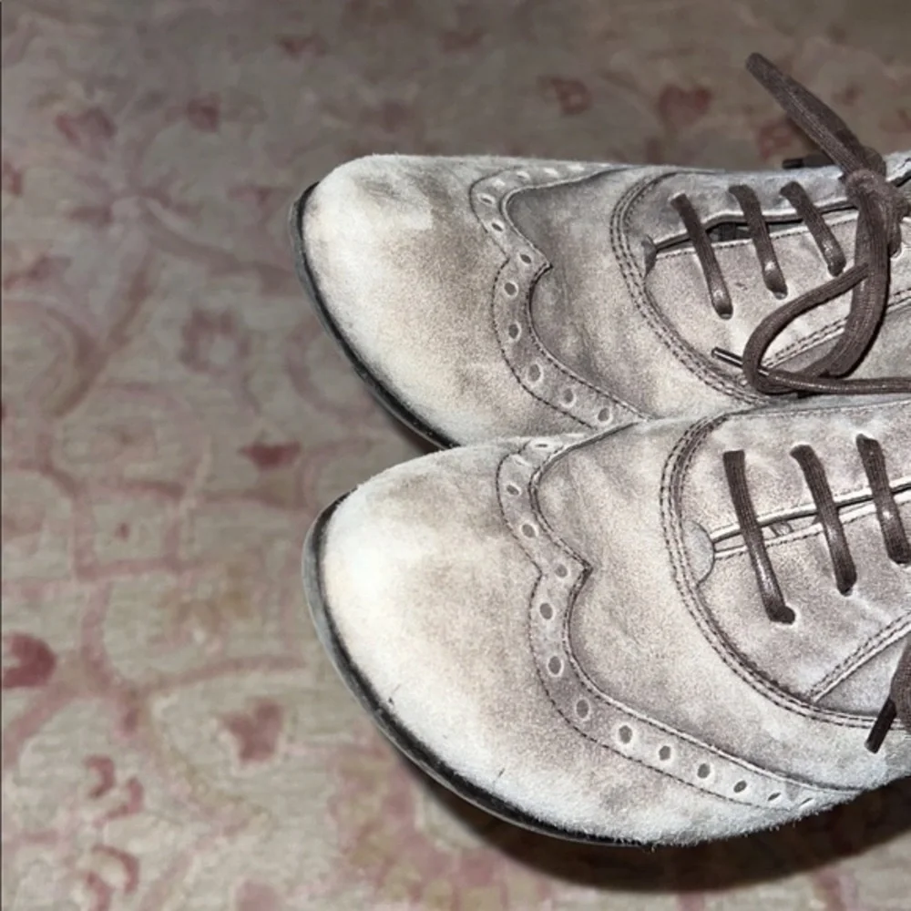 Paul Green Kelsey Gray Suede Oxford Wing Tip Lace Up‎ Booties
